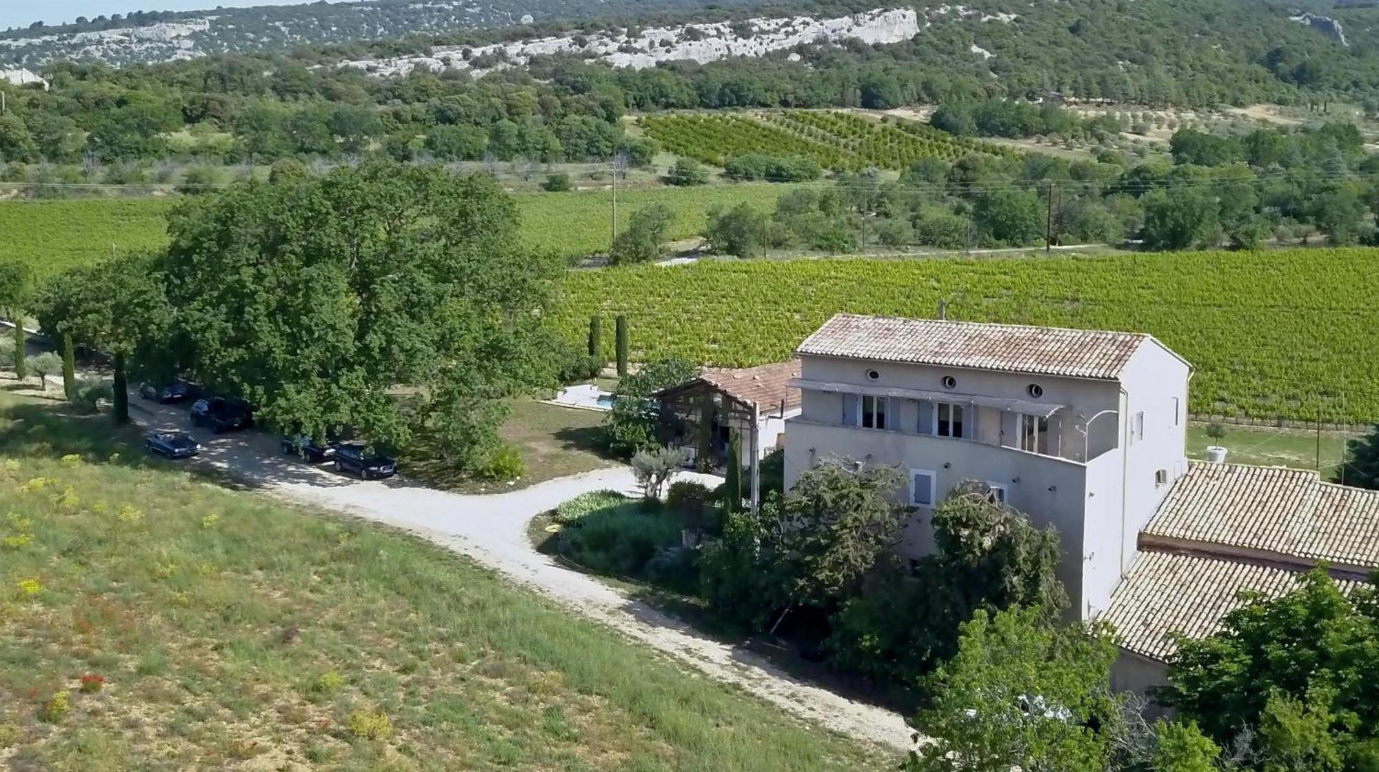 Villa La Fontaine Des Noyers Saint-Saturnin-lès-Apt Exterior foto