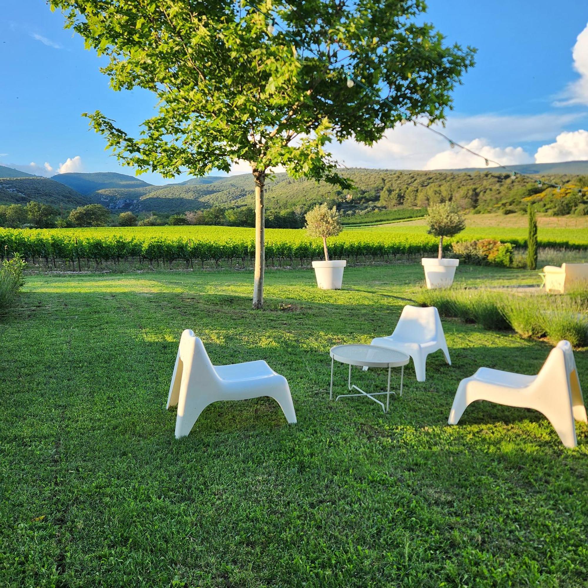 Villa La Fontaine Des Noyers Saint-Saturnin-lès-Apt Exterior foto